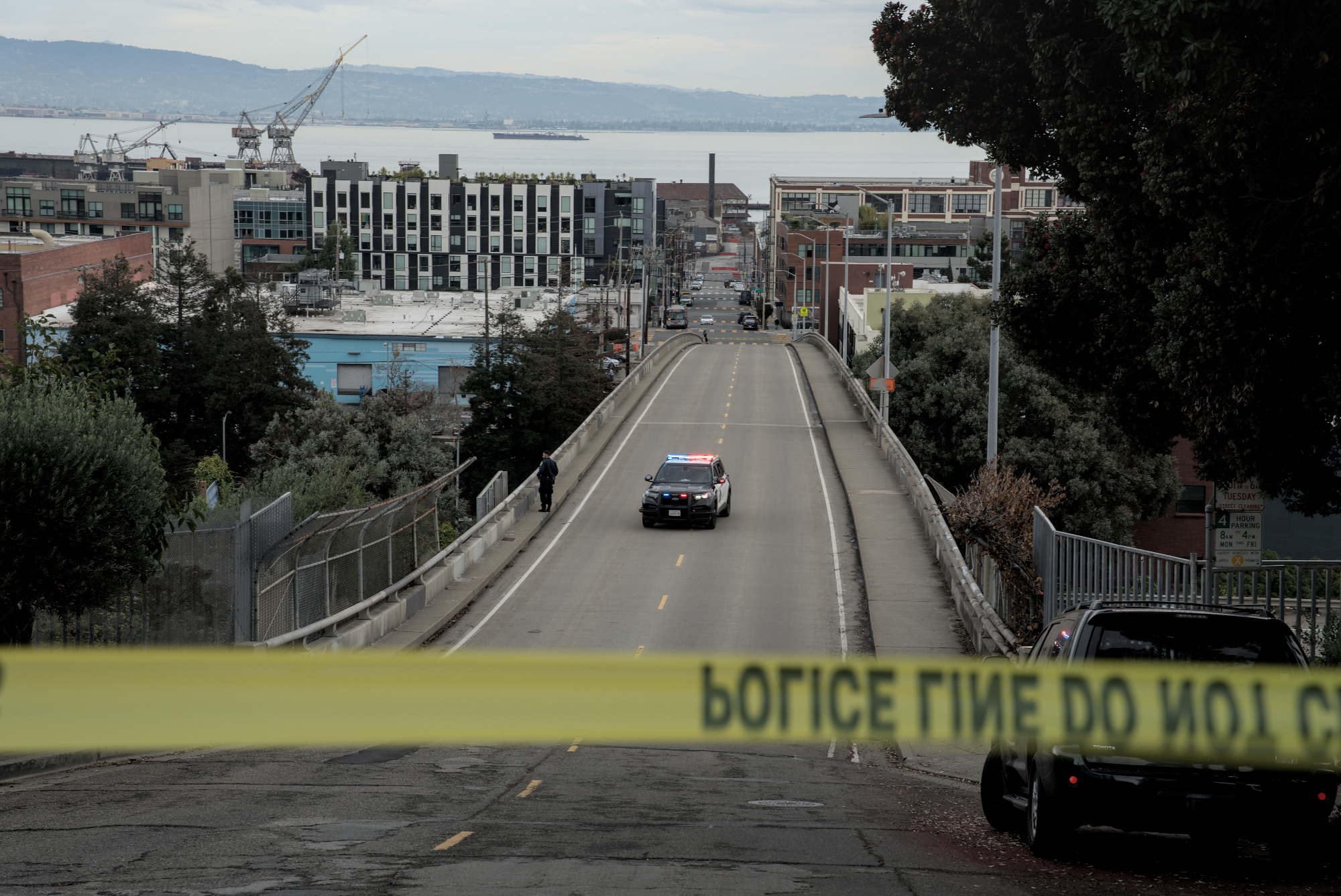 SFPD shuts down the 20th street overpass Friday afternoon to deter potential protestors.